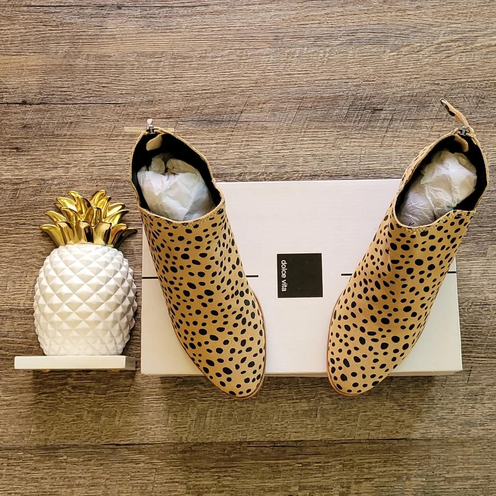 NWT! Dolce Vita Animal Print Leopard Ankle Booties - Picture 12 of 15